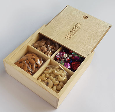 Customised Dry Fruit Gift Box